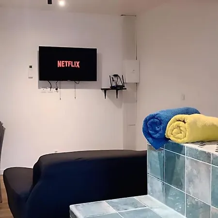 Gites Avec Piscine Et 3 Jacuzzis Lesches